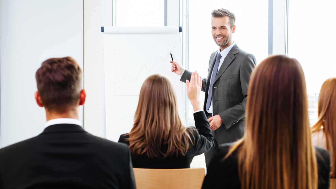 Capacitación y Desarrollo del Equipo de Cobranza en el Contexto Peruano