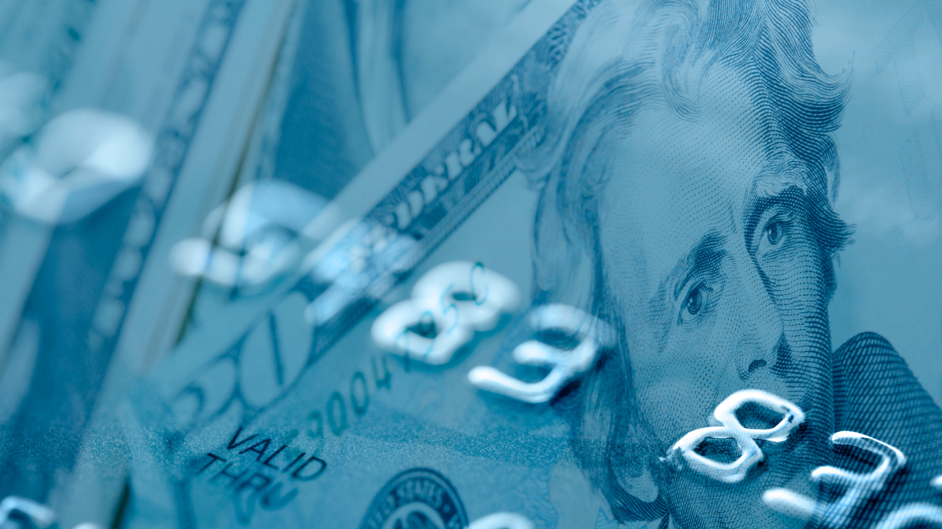 Riesgos Crediticios en Colombia: Estrategias para un Sector Robusto