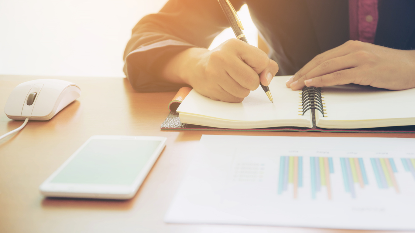 Costos: Renta vs. Adquisición de Software de Gestores